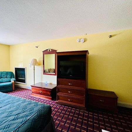 Ozark Inn And Suites Osage Beach Εξωτερικό φωτογραφία