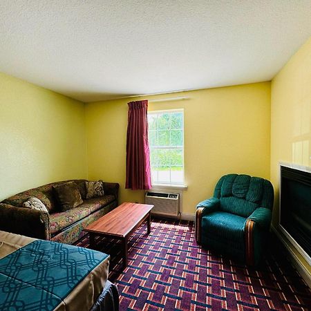 Ozark Inn And Suites Osage Beach Εξωτερικό φωτογραφία