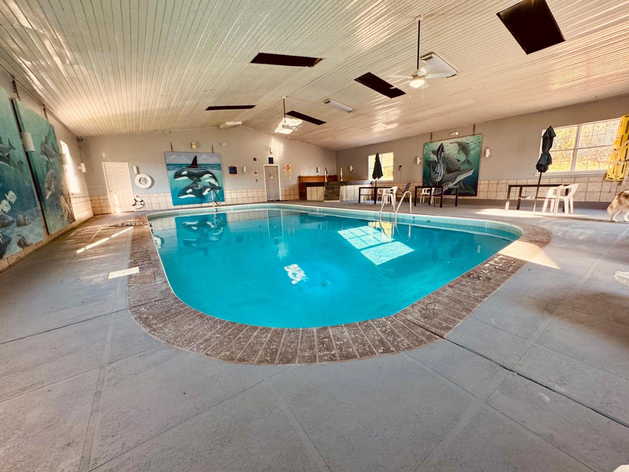 Ozark Inn And Suites Osage Beach Εξωτερικό φωτογραφία